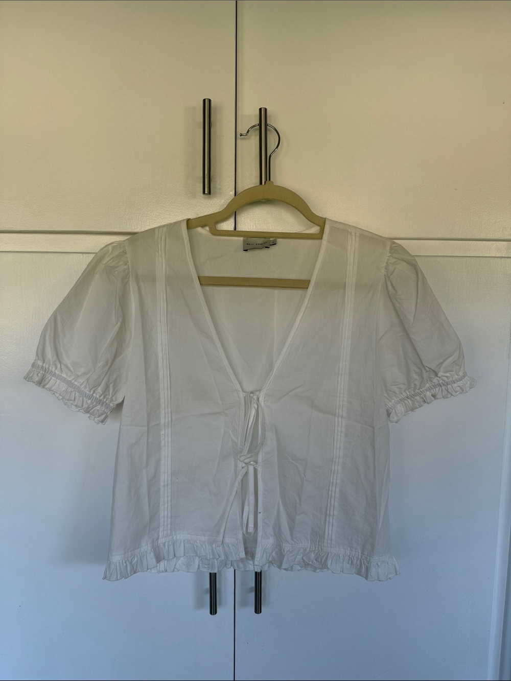 deiji studios White Tie-Front Puff Sleeve Top